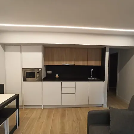 Estacion De Tren, Autobus Vut5240as * Gijón