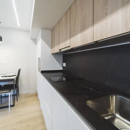 Estacion De Tren, Autobus Vut5240as Apartament