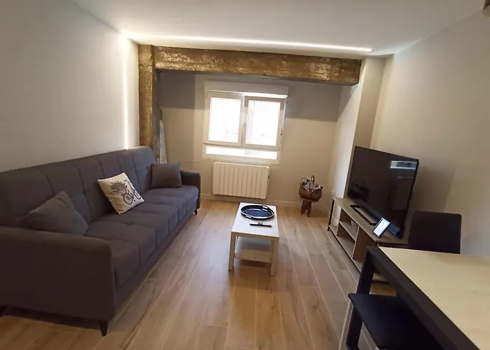 Estacion De Tren, Autobus Vut5240as Gijón